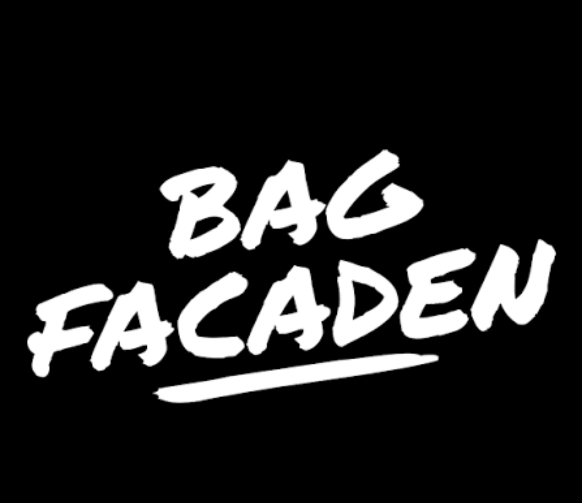Podcast: Bag facaden